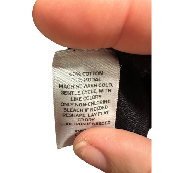 🍒 2/$20 🍒 Black Long Sleeve Rounded Neck Light Weight Tee Sz Small - Picture 4 of 6